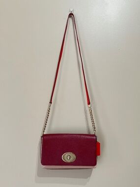 Coach Turnlock Leather Crosstown Shoulder Crossbody Bag 35972 Black Cherry